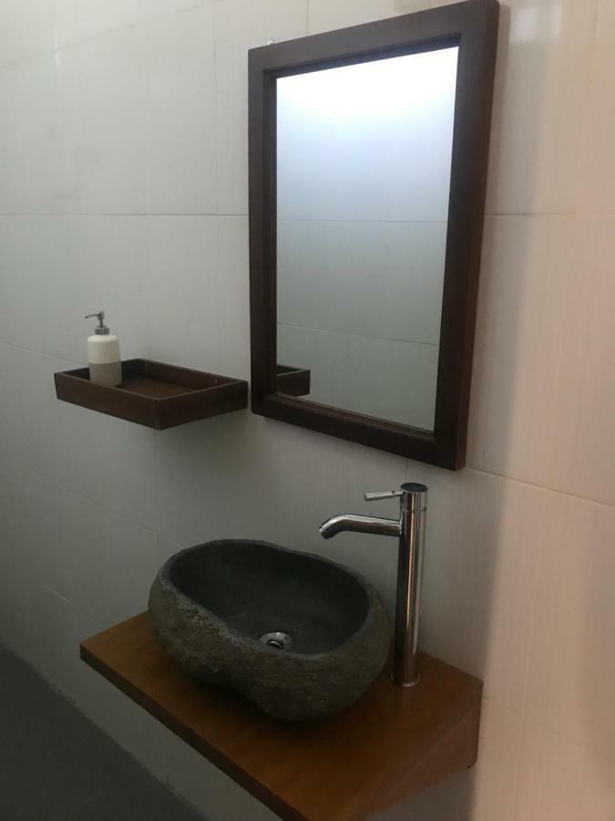 Raka & Rai Homestay Canggu Buitenkant foto