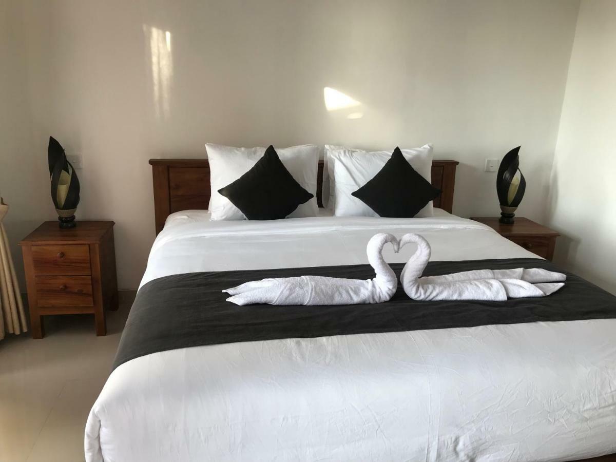 Raka & Rai Homestay Canggu Buitenkant foto